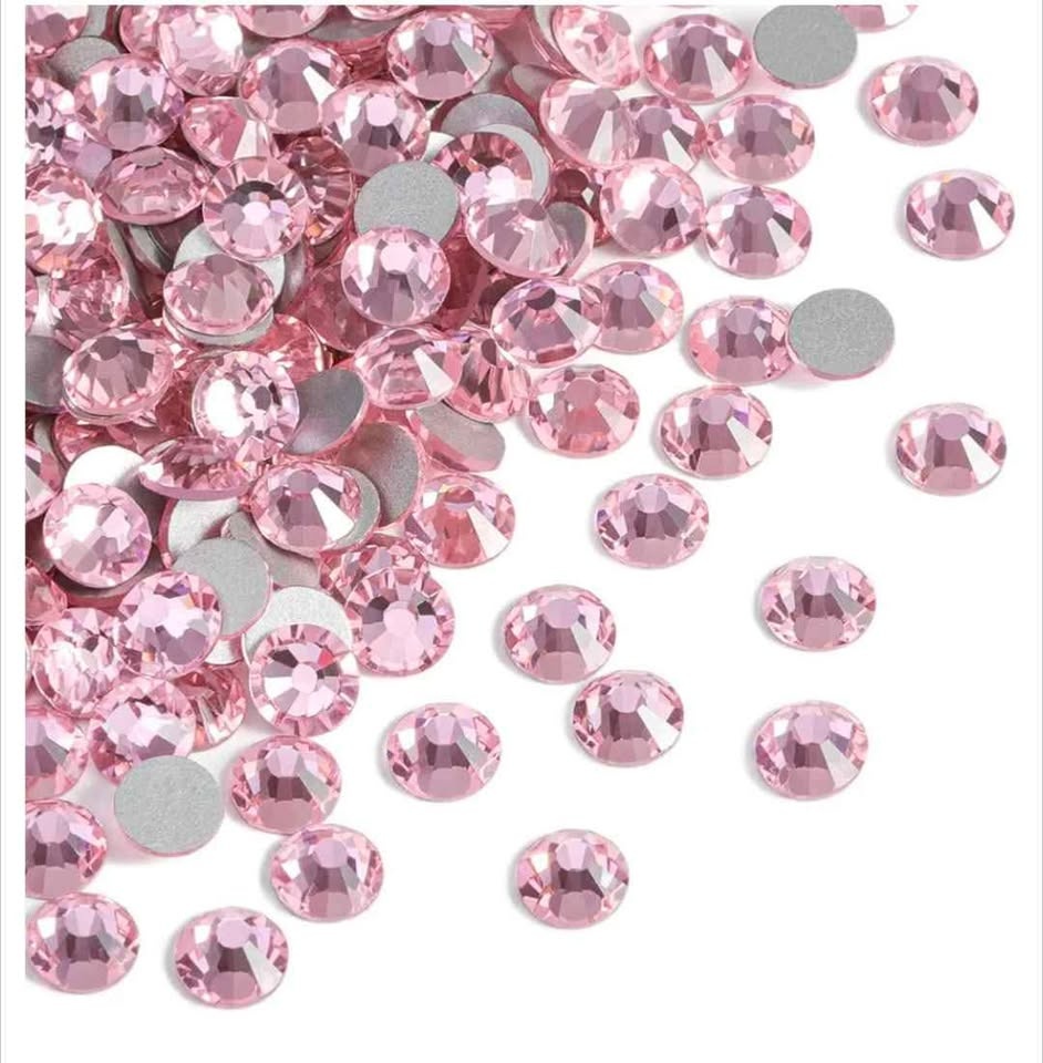 New 288 pcs SS30 flat back rhinestones (pink) - photo 2