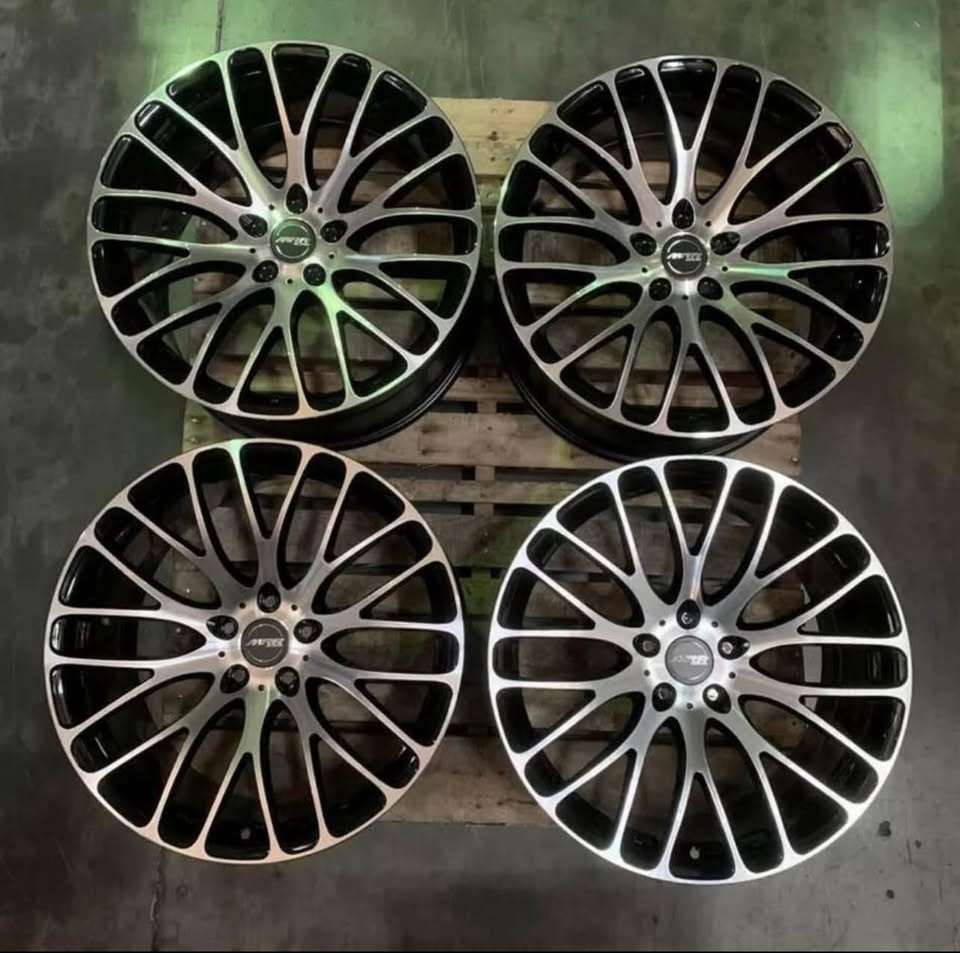 BRAND NEW —- 20” x 10.5” /// MRR // 5x112 - photo 3