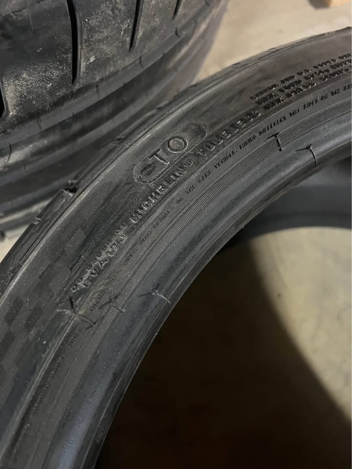 275/35/21 Michelin Pilot Sport All Season 4 - High Tread - photo 5
