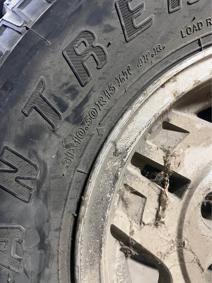 15" Toyota Pickup Rim (1989) - photo 2