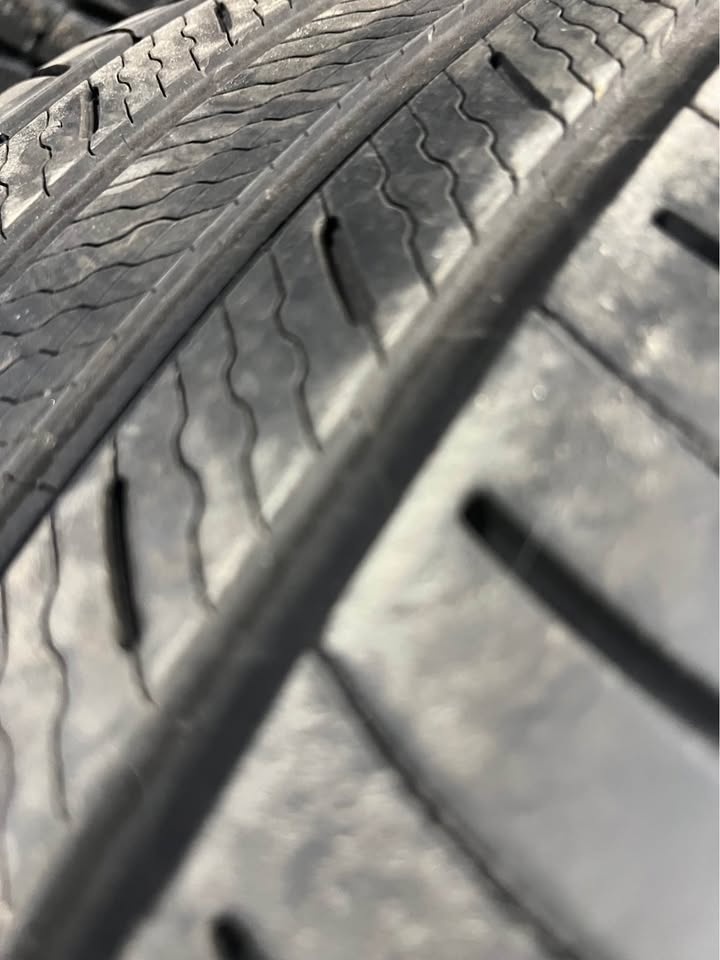 235/55/20 Michelin Tire Pair - photo 3