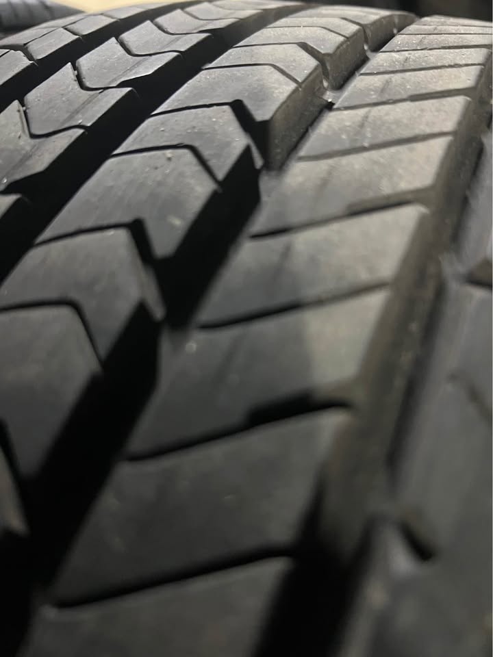 235/40/18 Goodyear Eagle All Season Tires (Pair) - photo 2