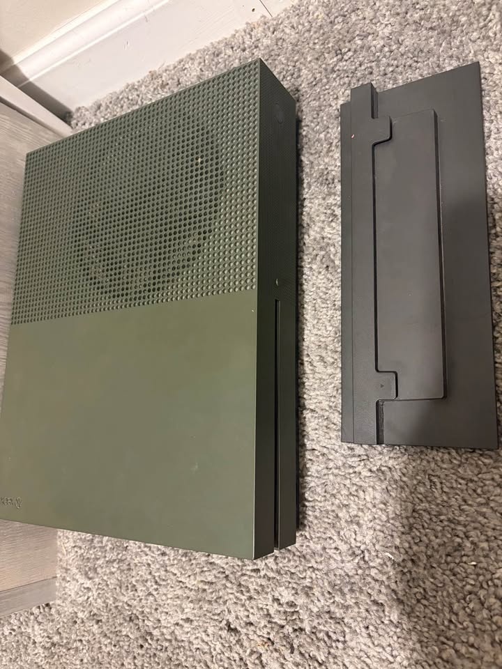 Xbox One S 1TB Battlefield 1 Special Edition Console w/ Stand - photo 2