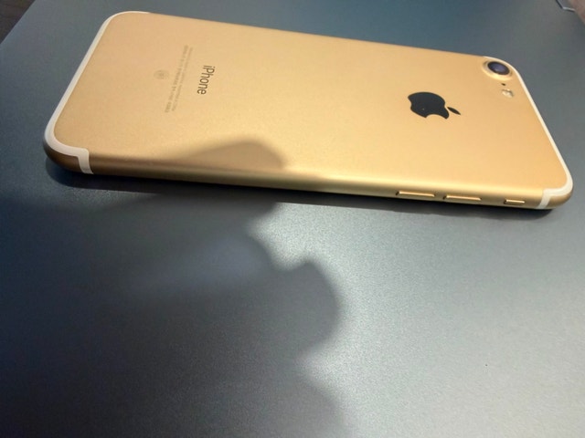 Apple iPhone 7 32GB Rose Gold Unlocked - photo 5