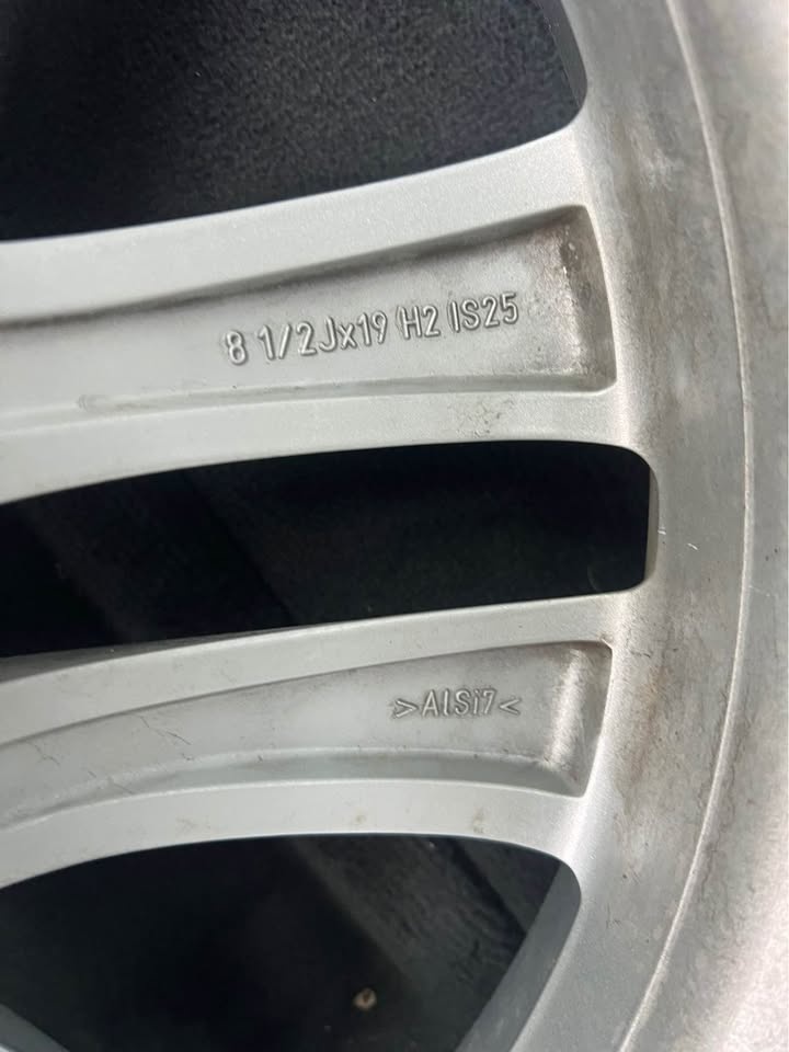 19” Genuine BMW Wheels 5x112 - photo 3