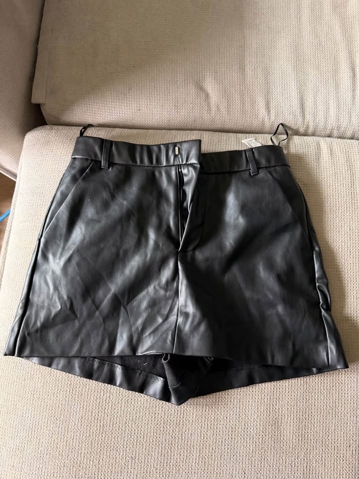 Zara Leather Skort - Small - photo 3