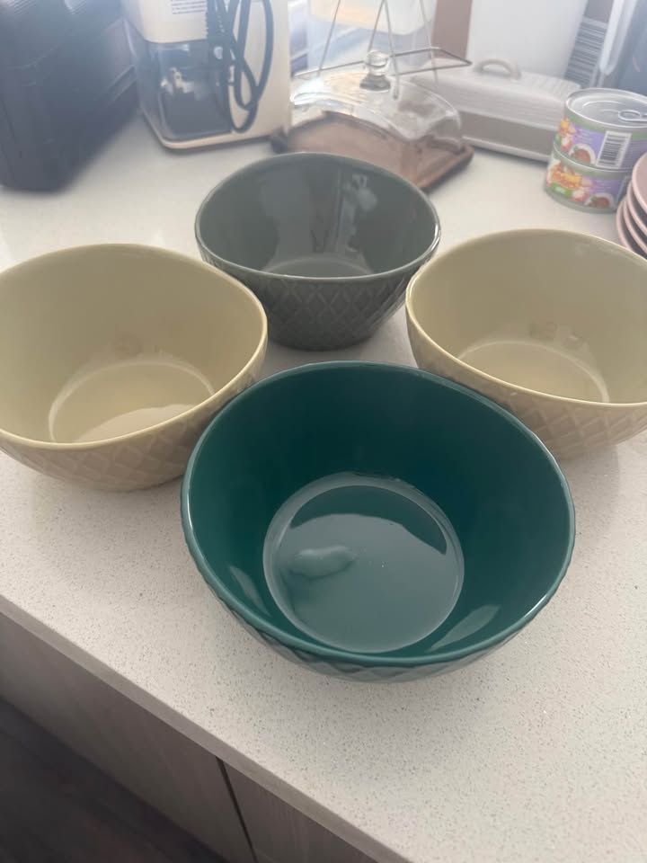 4 pcs green ceramic bowls - photo 3