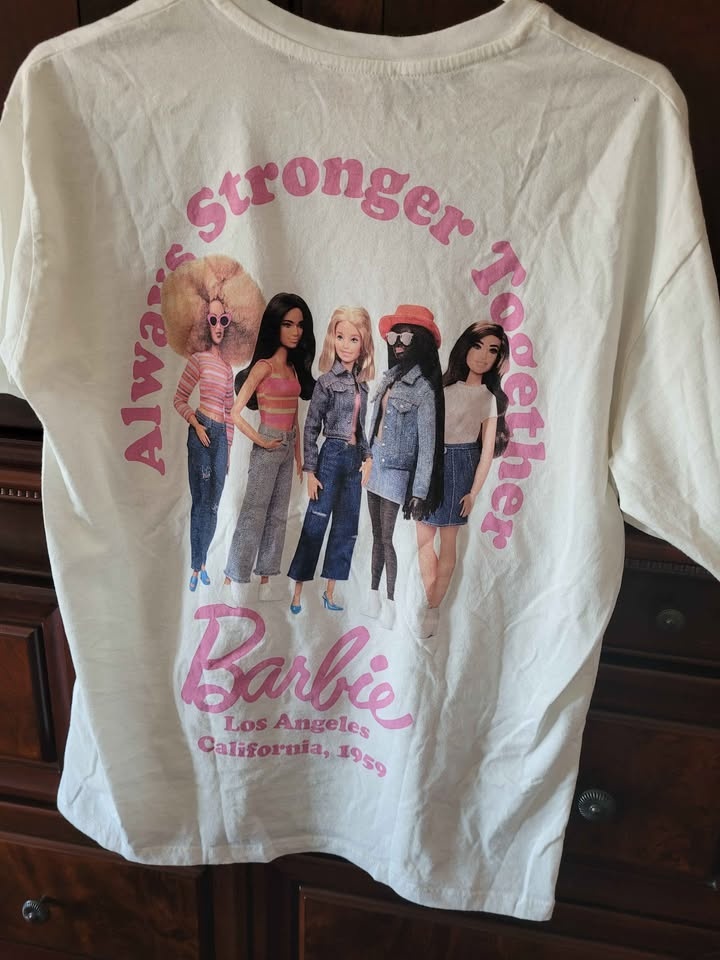 Barbie T-Shirt - Brand New with Tags - photo 4