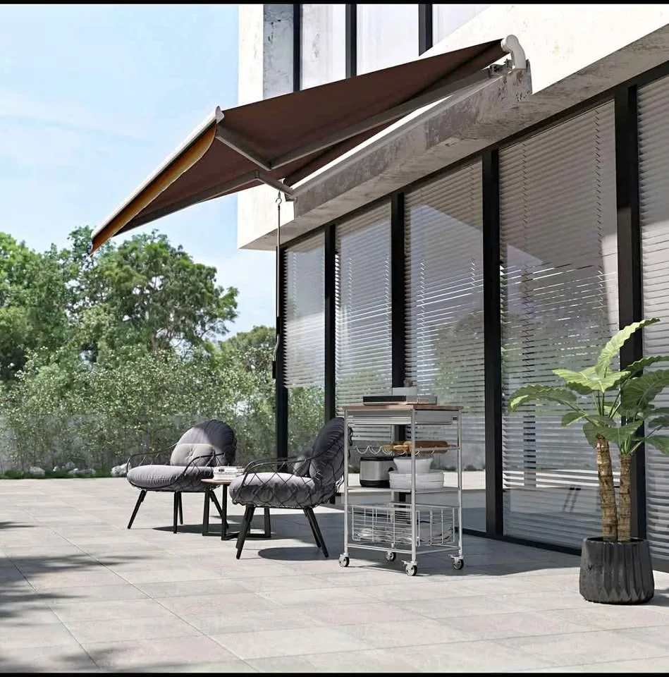 Outsunny 12' x 10' Retractable Awning thumbnail