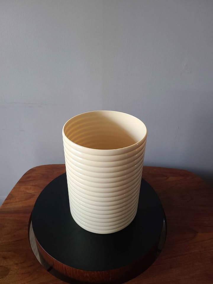 Vintage 80s postmodern planter/ can - photo 2