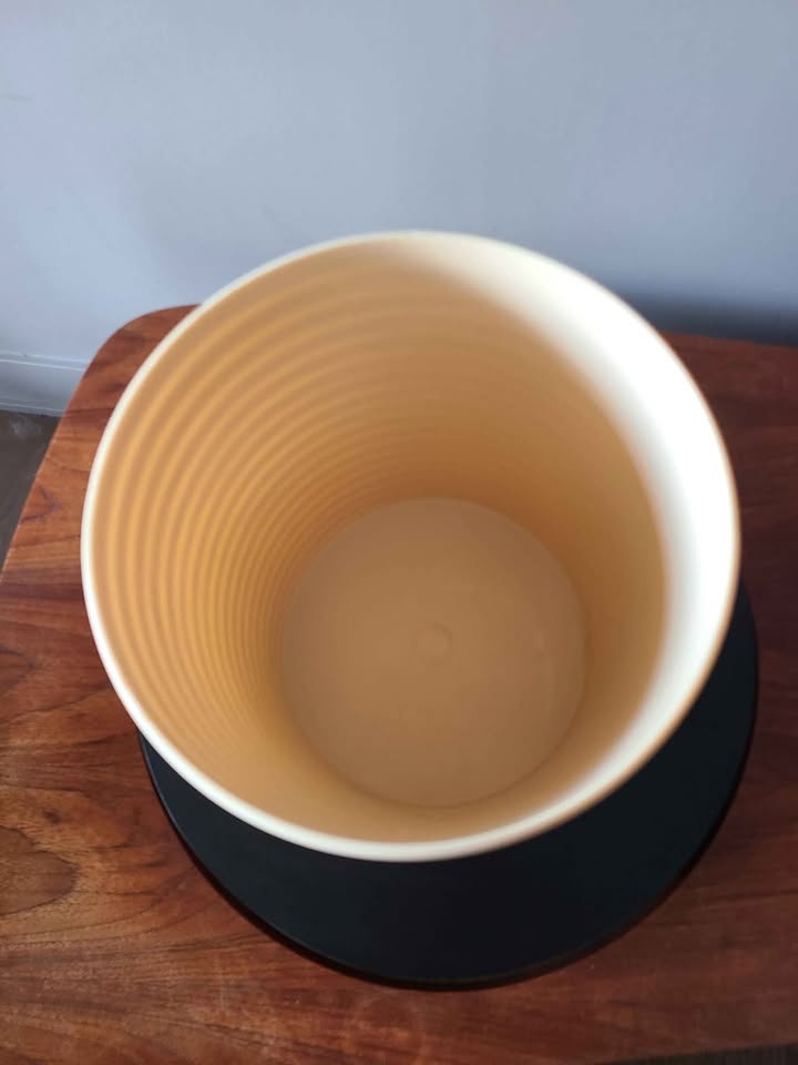 Vintage 80s postmodern planter/ can - photo 3
