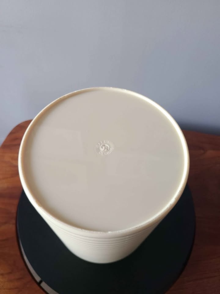 Vintage 80s postmodern planter/ can - photo 4