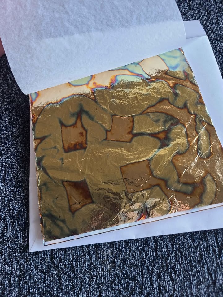 Special Gold Leaf + Leaf Adhesive (25 x6x6" sheet) - photo 2