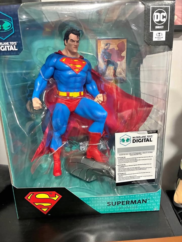 DC Direct Superman by Jim Lee 1:6 Scale Figure McFarlane Toys MI