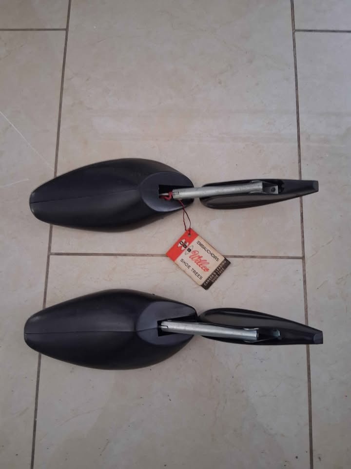 Brand new vintage 1970's Willeo shoe trees for Eaton - photo 2