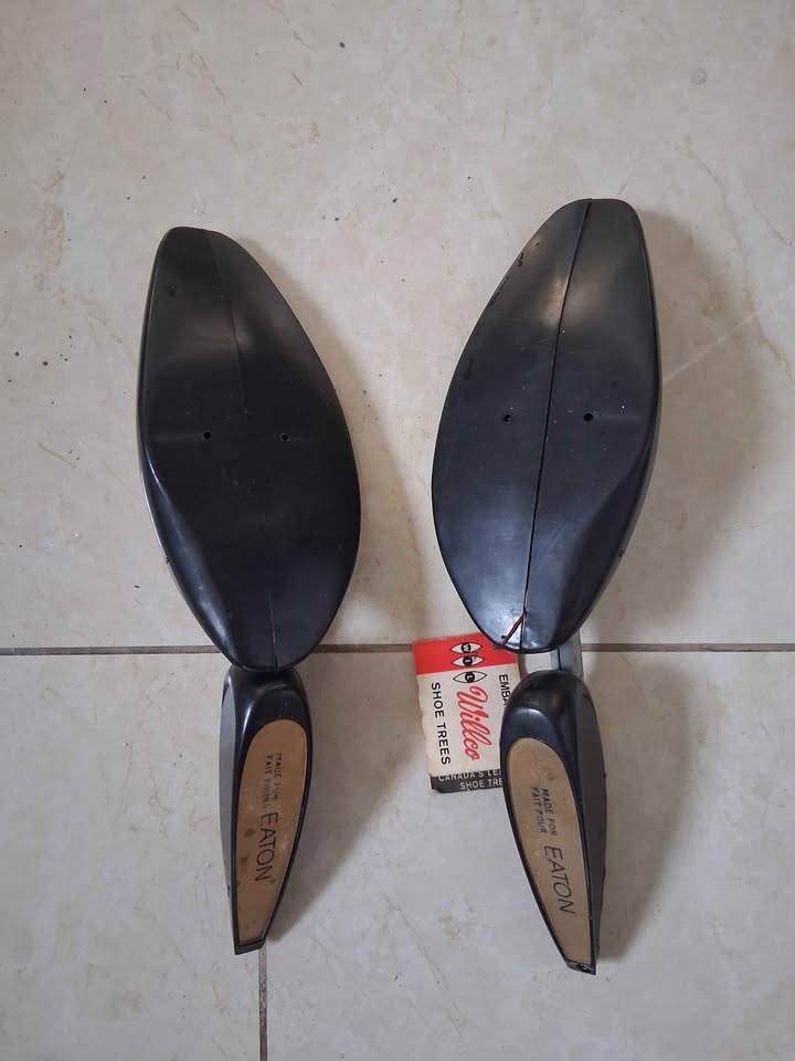 Brand new vintage 1970's Willeo shoe trees for Eaton - photo 3