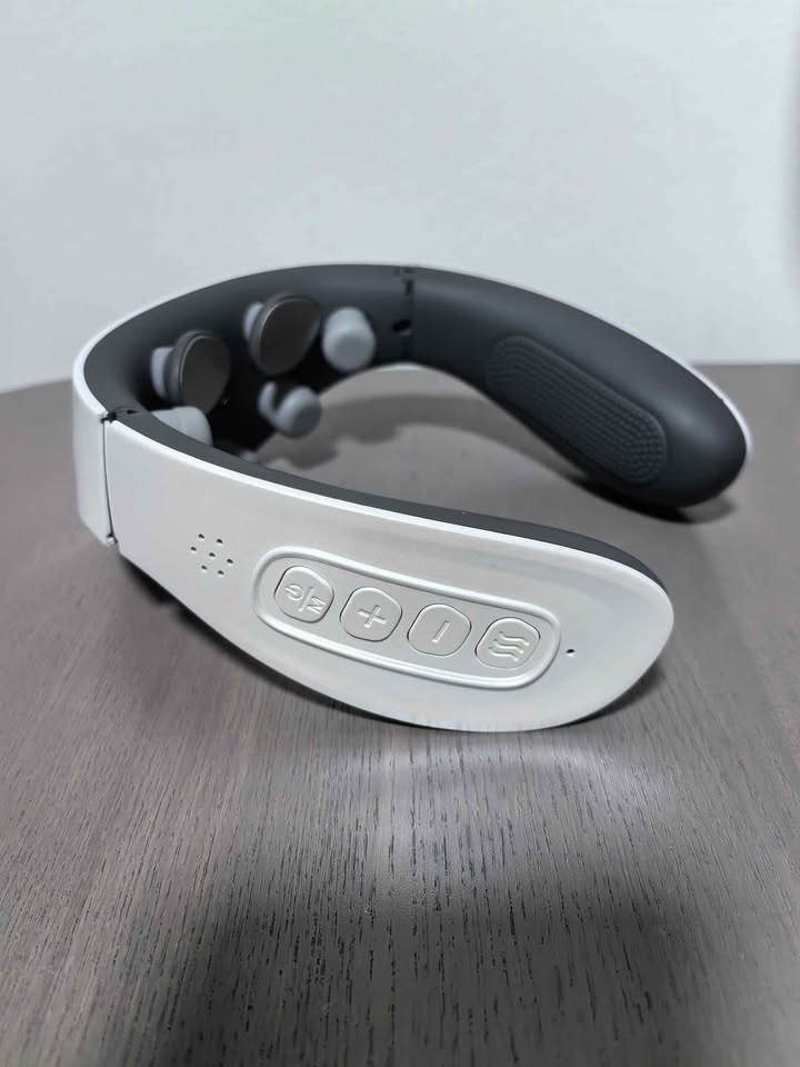 Neck Massager with Heat - photo 2