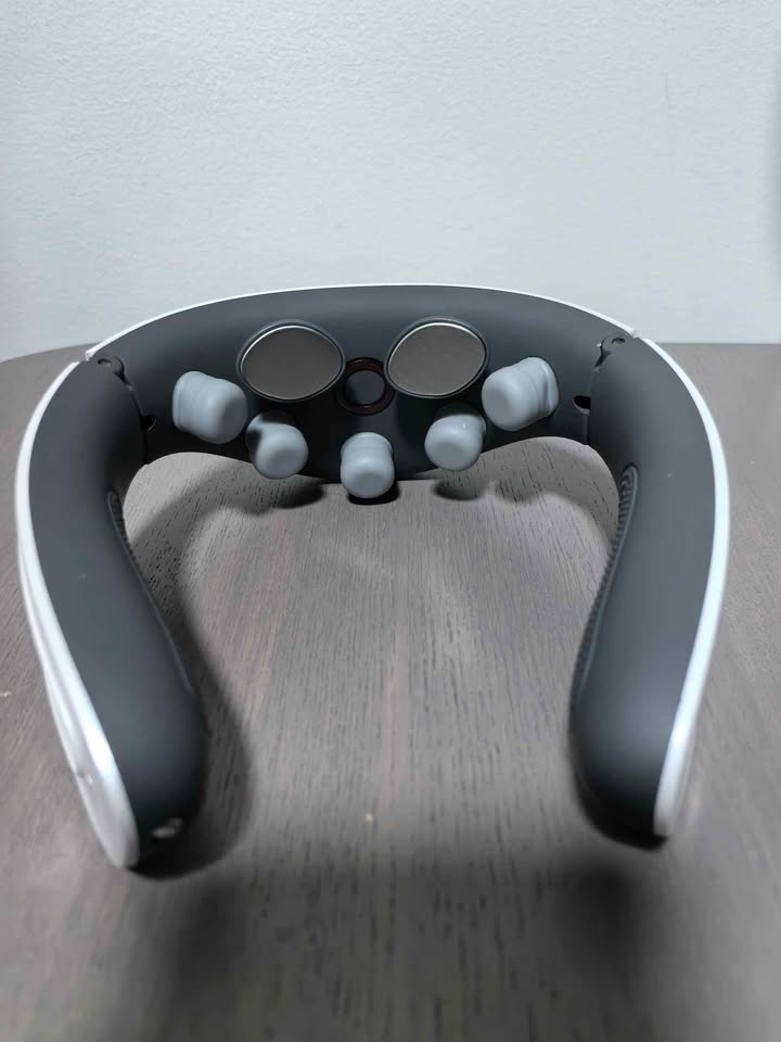 Neck Massager with Heat - photo 3