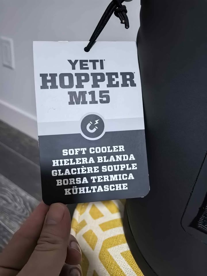 YETI M15 Cooler - photo 3