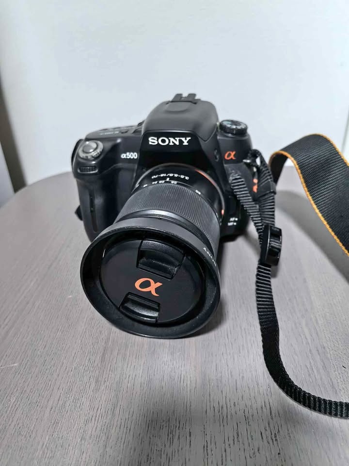 Sony DSLR-A500 with N50 Lens
