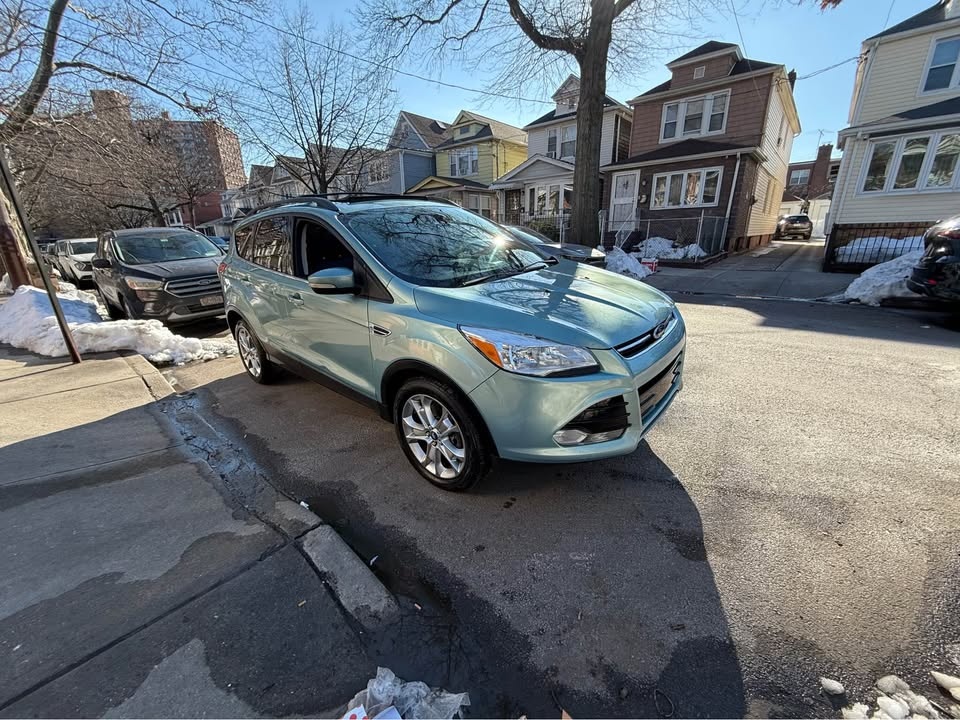 2013 Ford Escape SEL Sport Utility 4D - photo 4