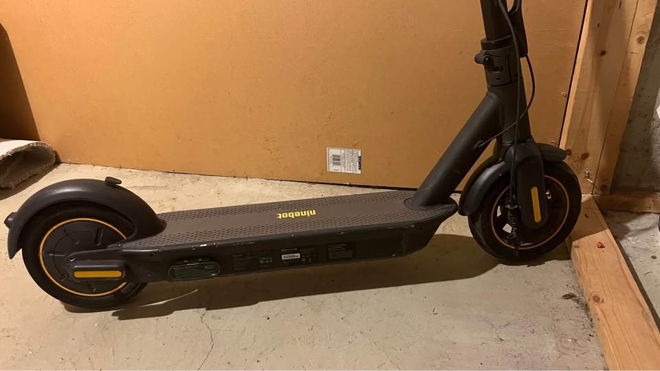 Segway Ninebot G30 Max - Can deliver - photo 4