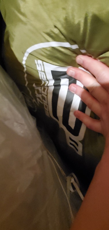 Quechua 4-man 2 Second Tent! CHEAP! - photo 2