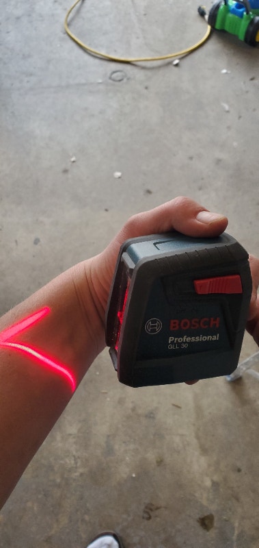 Professional Bosch Lazer Level CHEAP!! - photo 3