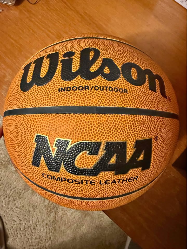 Basketball ball - Wilson NCAA