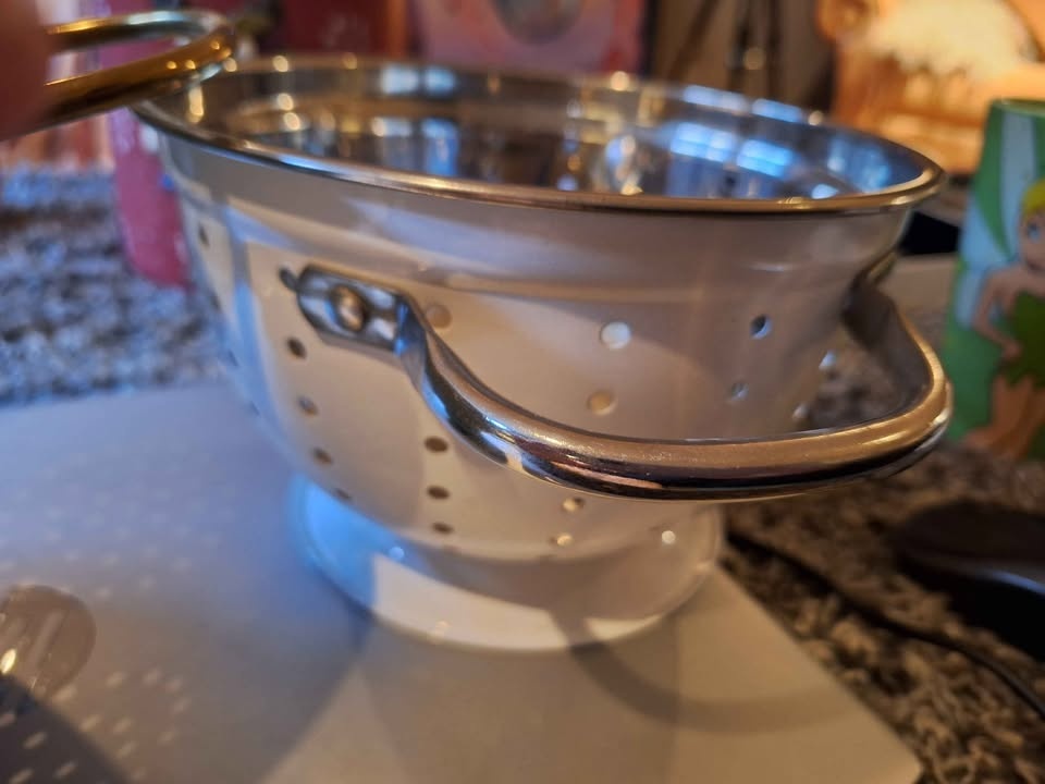 Stainless Steel and Enamel Colanders - photo 3