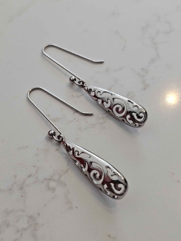Zentral Hollow-Out Silver Boho Chic Dangle Earrings - photo 2