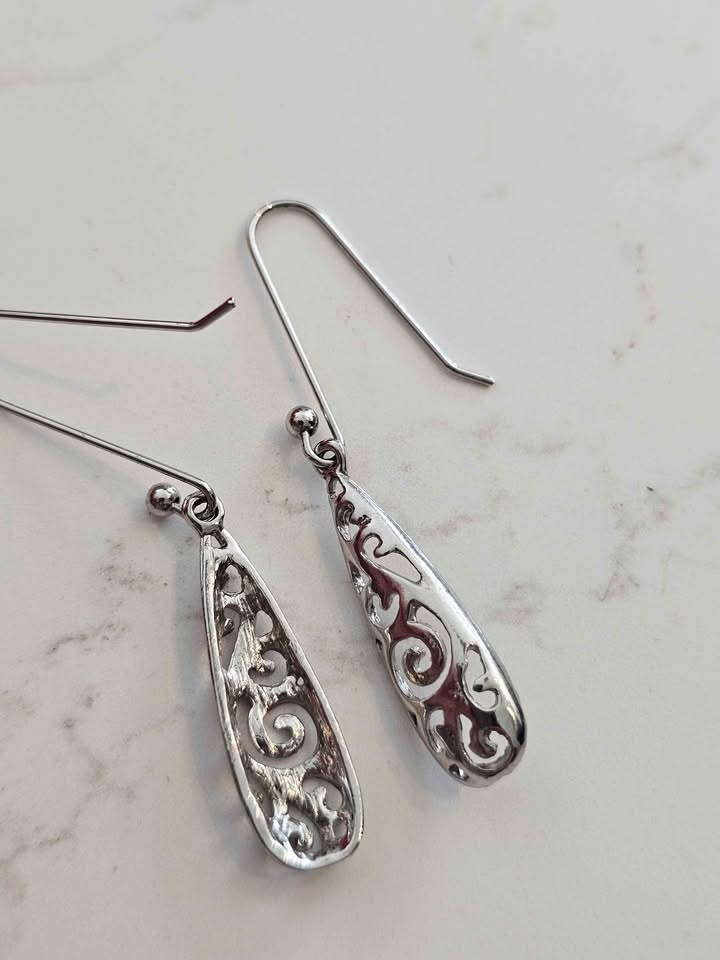 Zentral Hollow-Out Silver Boho Chic Dangle Earrings - photo 3