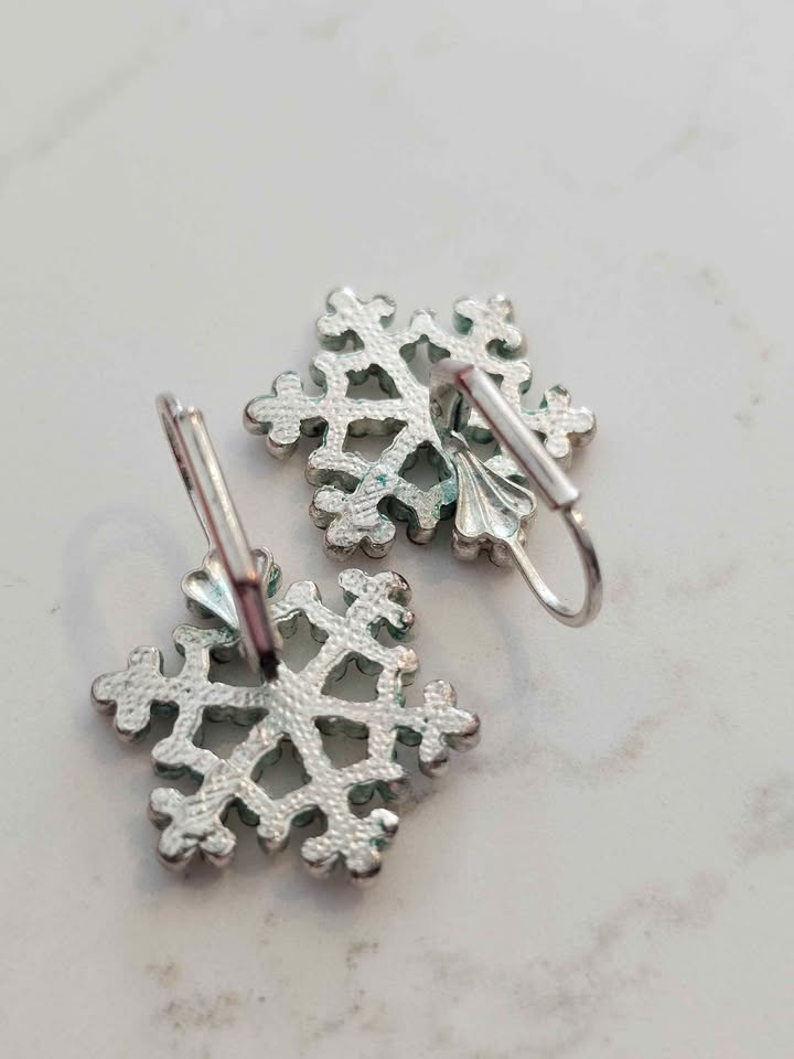 Three pairs of Christmas Earrings - photo 5