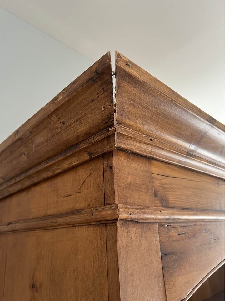 Large Solid Wood Rustic Bookcase / Farmhouse Display Shelf - photo 3