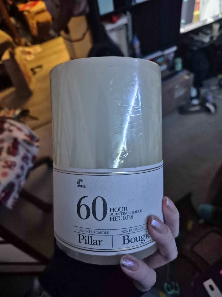 Big 60 hour burn candle Unscented