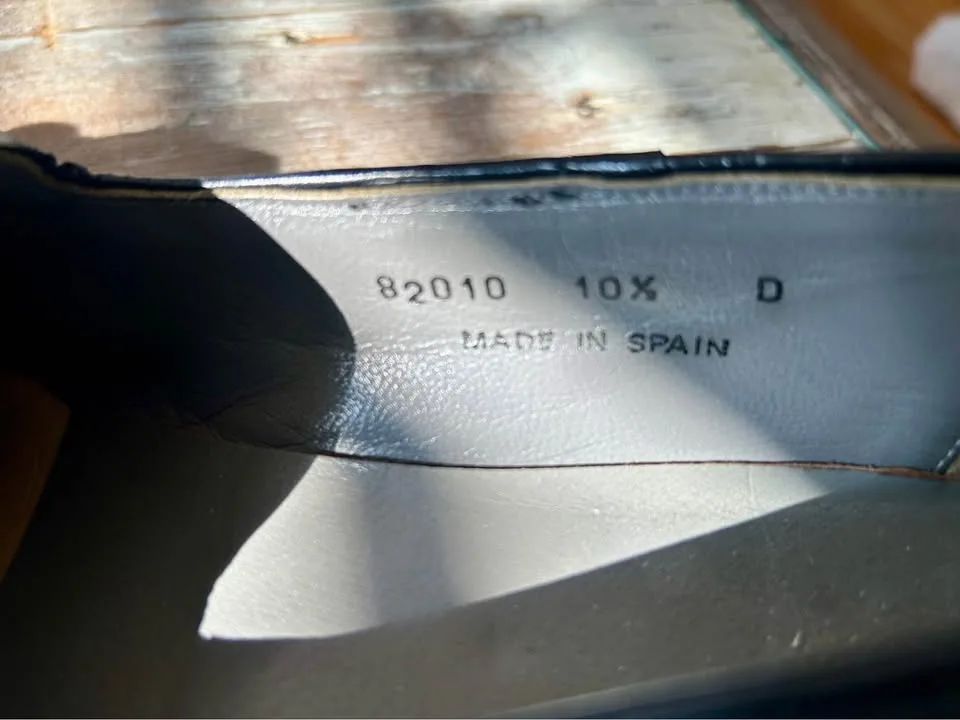 Florsheim Shoe Co. Men’s Shoes size 10 1/2 image indicator(9)