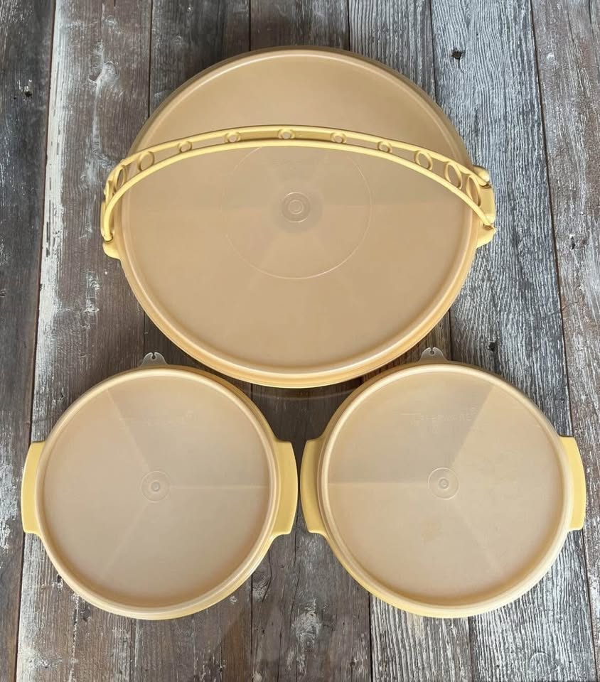 Tupperware Yellow Party Susan Platter Stacker Set - photo 5