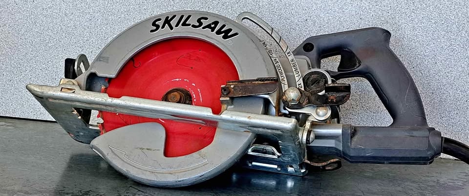 7 1/4" Skilsaw F012SD7720 Circular Saw (24086779)