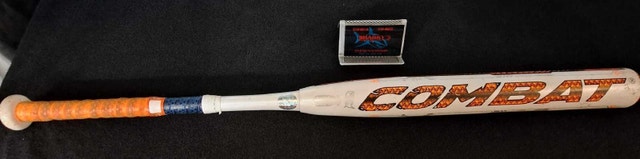 2016 34" 27oz COMBAT MAXUM WG4 Baseball Bat (30062491)