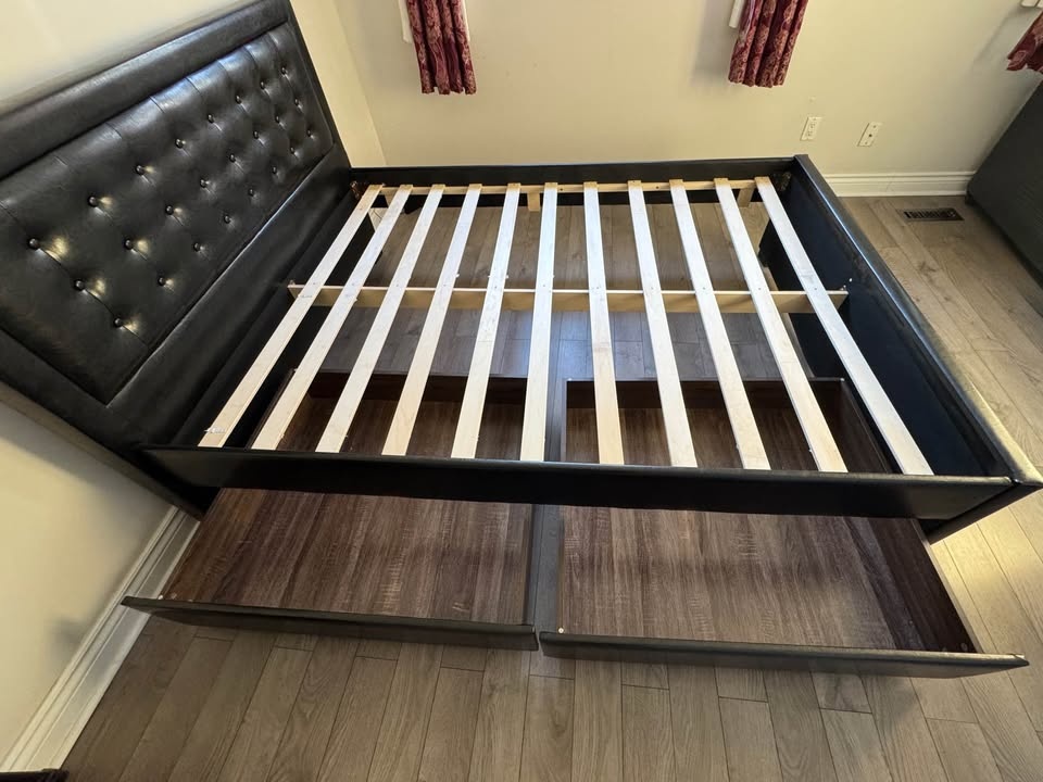 Moving out sale!!! Fancy Queen Size Bed frame - photo 5