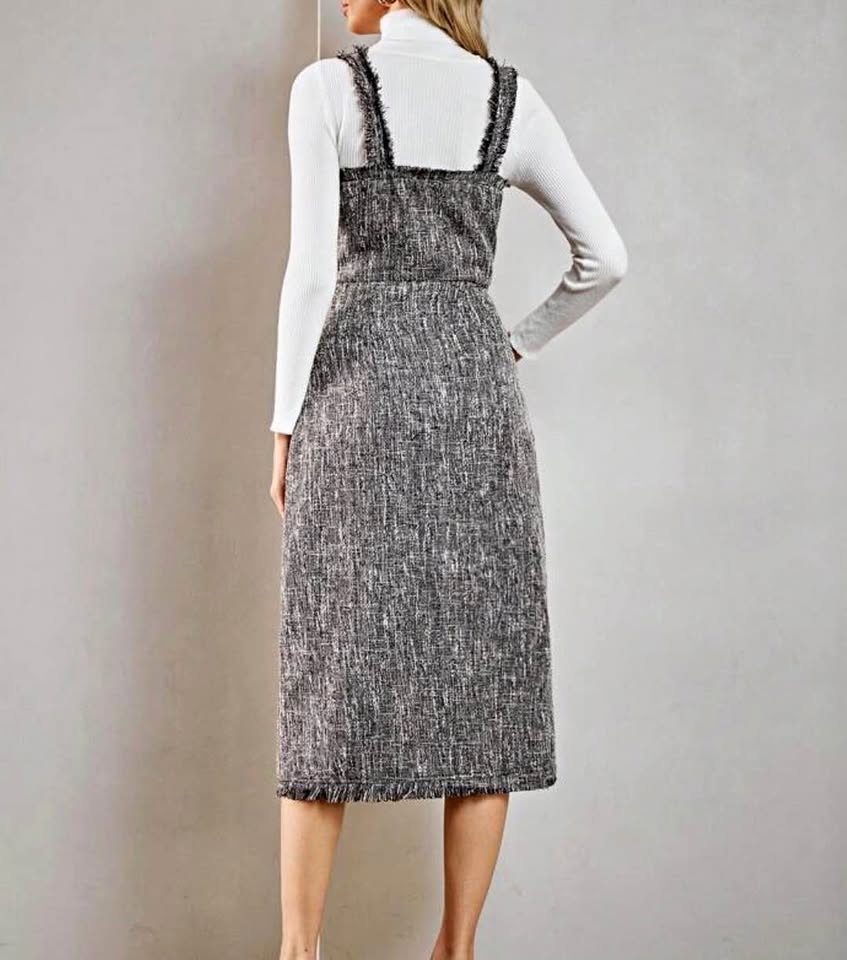 Vestido con diseño de solapa
