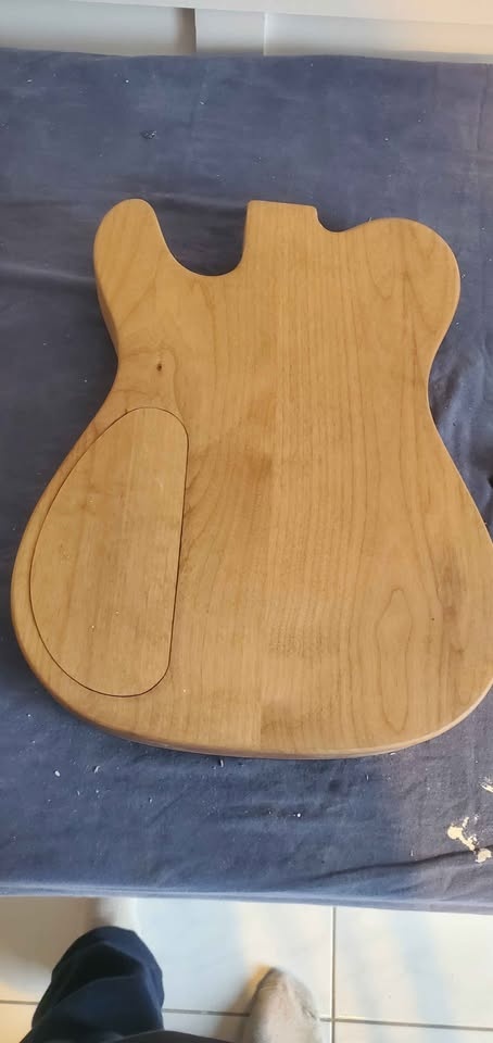 Hybrid Telecaster Walnut and Maple Electric Guitar - photo 4