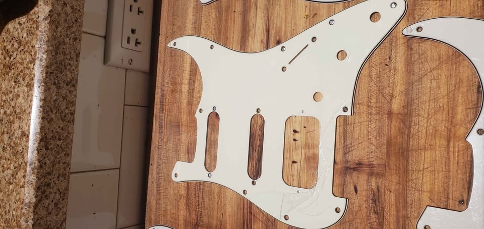 Stratocaster Pick Guards - 3 Ply - photo 3