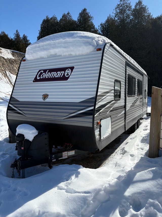 2021 Coleman 263BH