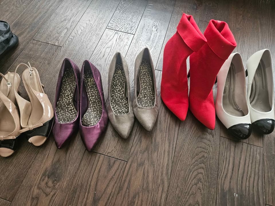 Shoe Lot - photo 2