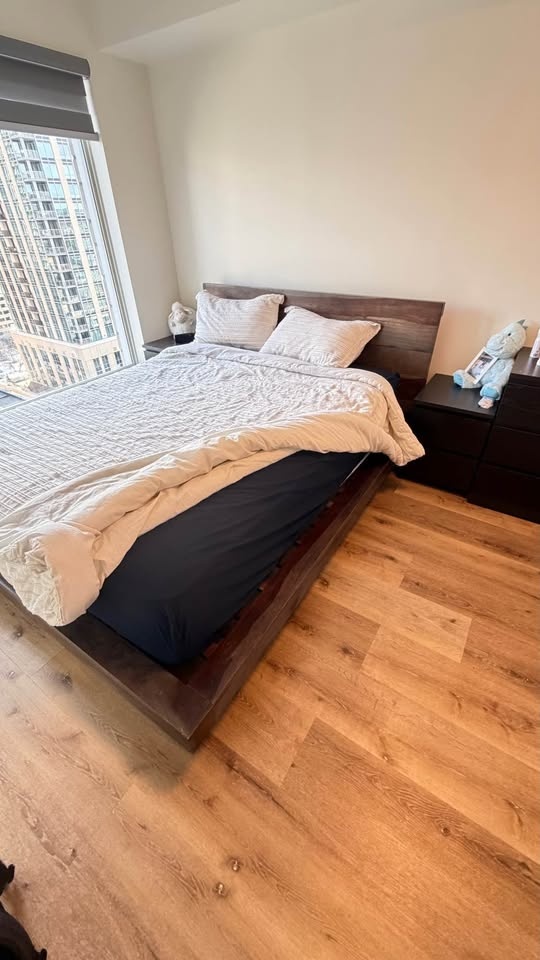 Solid Wood Bed + Mattress + 2 Nightstands + Dresser - photo 5