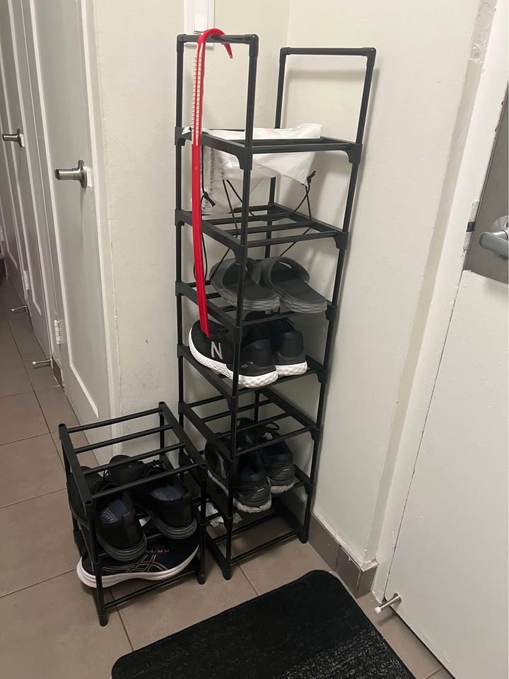 10 Tier Shoe Rack - photo 3