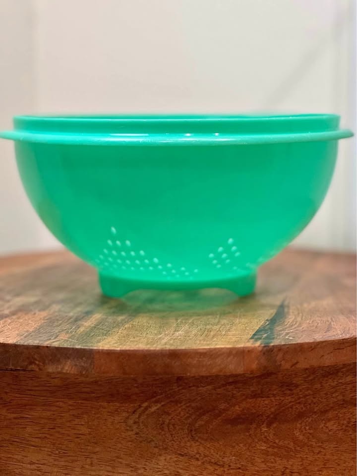 Vintage Tupperware Colander (Model #339) Jadeite Green