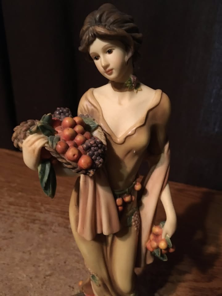 Autumn Porcelain Elegant Female Figurine by Home Interiors - photo 3