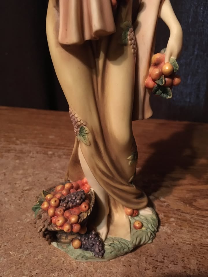 Autumn Porcelain Elegant Female Figurine by Home Interiors - photo 4